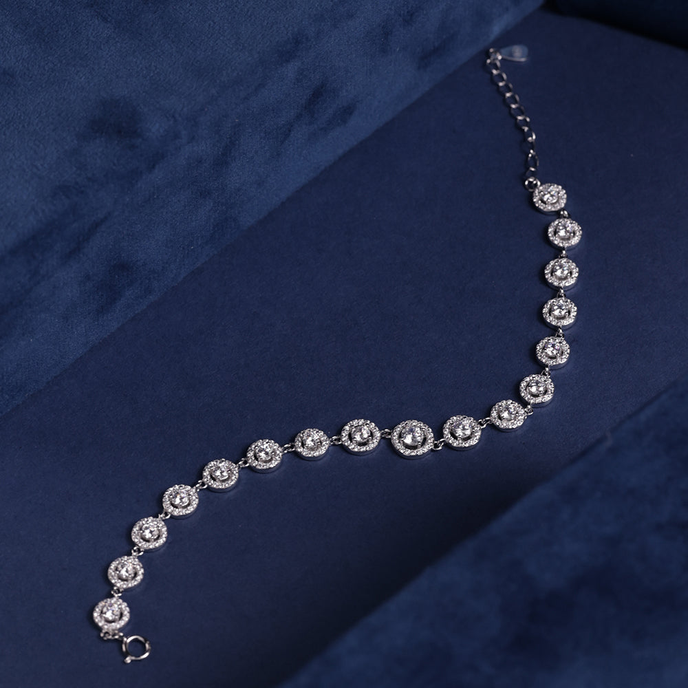 AllWell Jewellery Elegant Luna Loop Design 925 Silver Bracelet