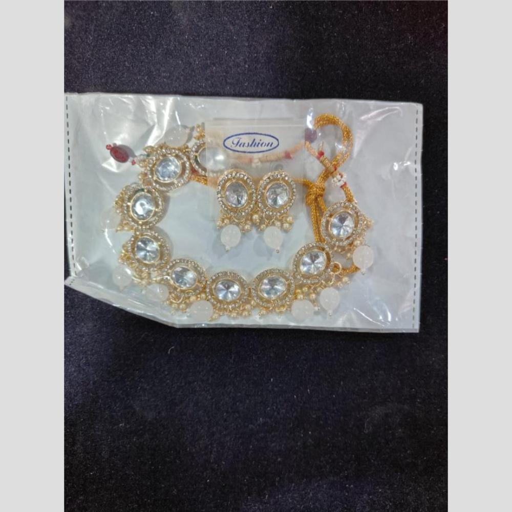 Manisha Jewellery Gold Plated Kundan Stone And Beads Necklace Set
