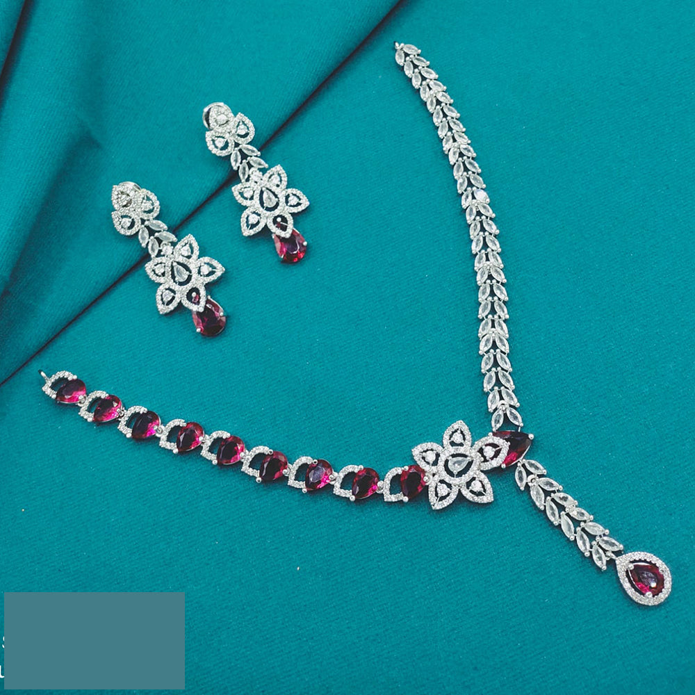 Lucentarts Jewellery Designer American Diamond Necklace Set