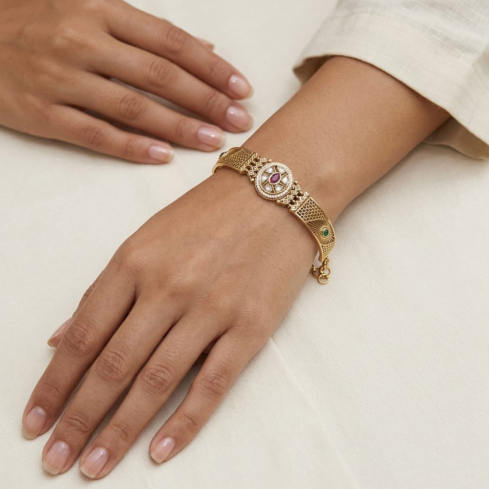 Lucentarts Jewellery Elegant Ethnic Gold Plated Pota Stone And Pearl Adjustable Bracelet