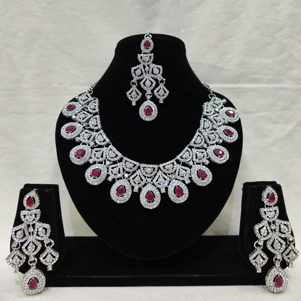 Lucentarts Jewellery Royal Look American Diamond Necklace Set