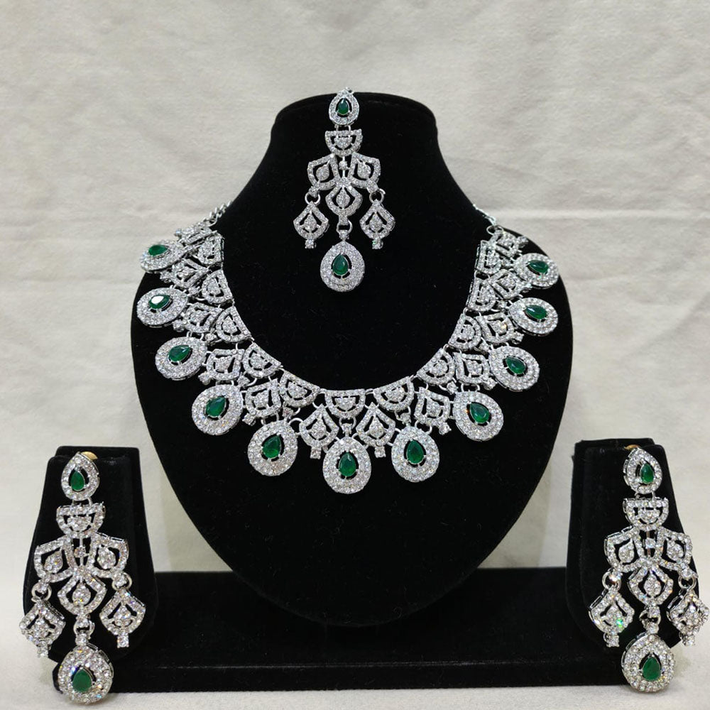 Lucentarts Jewellery Royal Look American Diamond Necklace Set