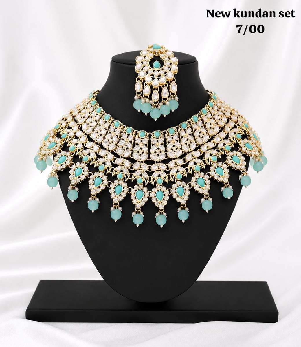 Lucentarts Jewellery Kundan Stone And Beads Choker Necklace Set for Women