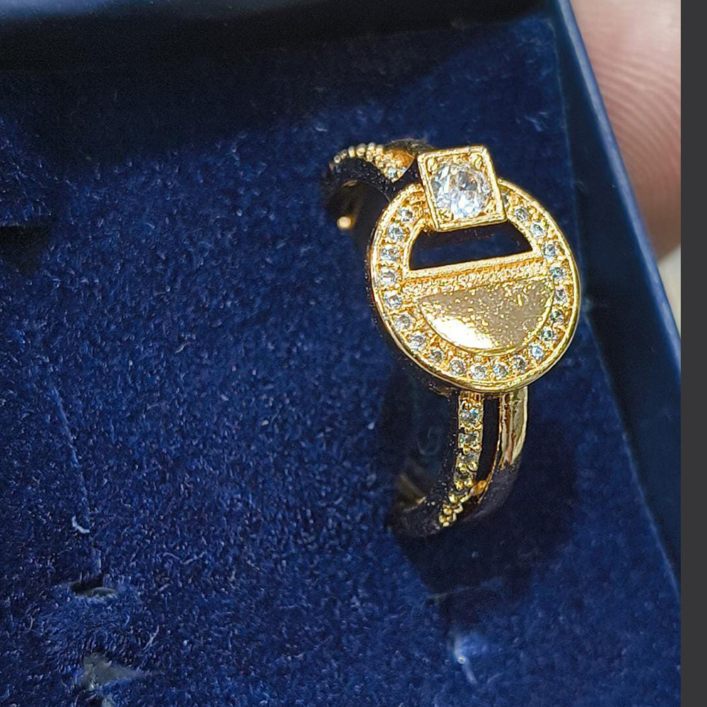 Lucentarts Jewellery Gold Plated Austrian Stone Shape Ring