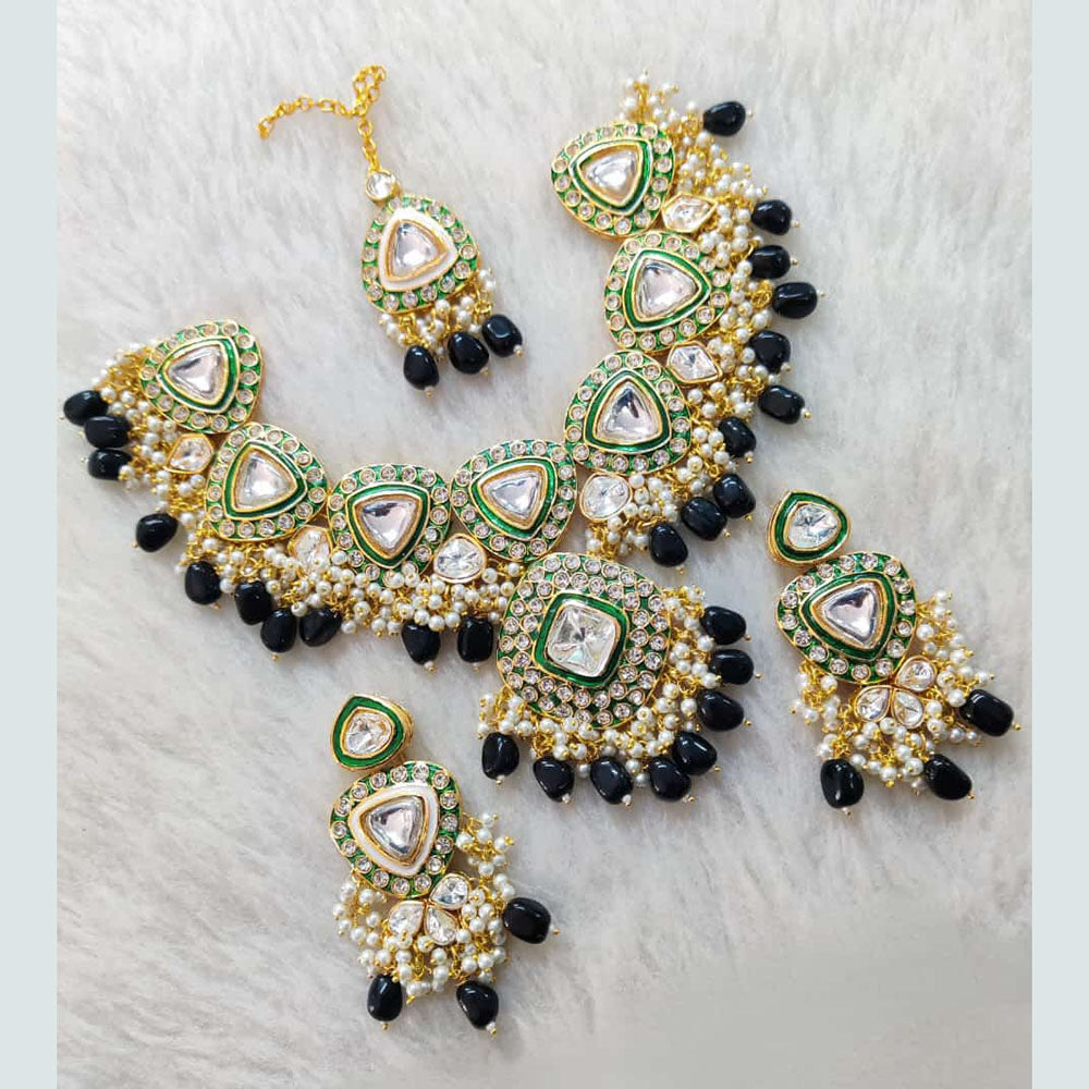 Shagna Gold Plated Kundan Stone And Pearls Choker Necklace Set