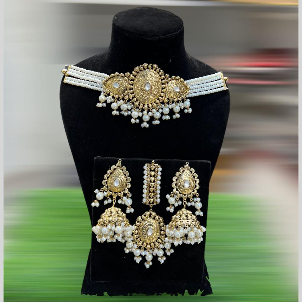 Hira Collections Gold Plated Pota Stone And Pearls Choker Necklace Set