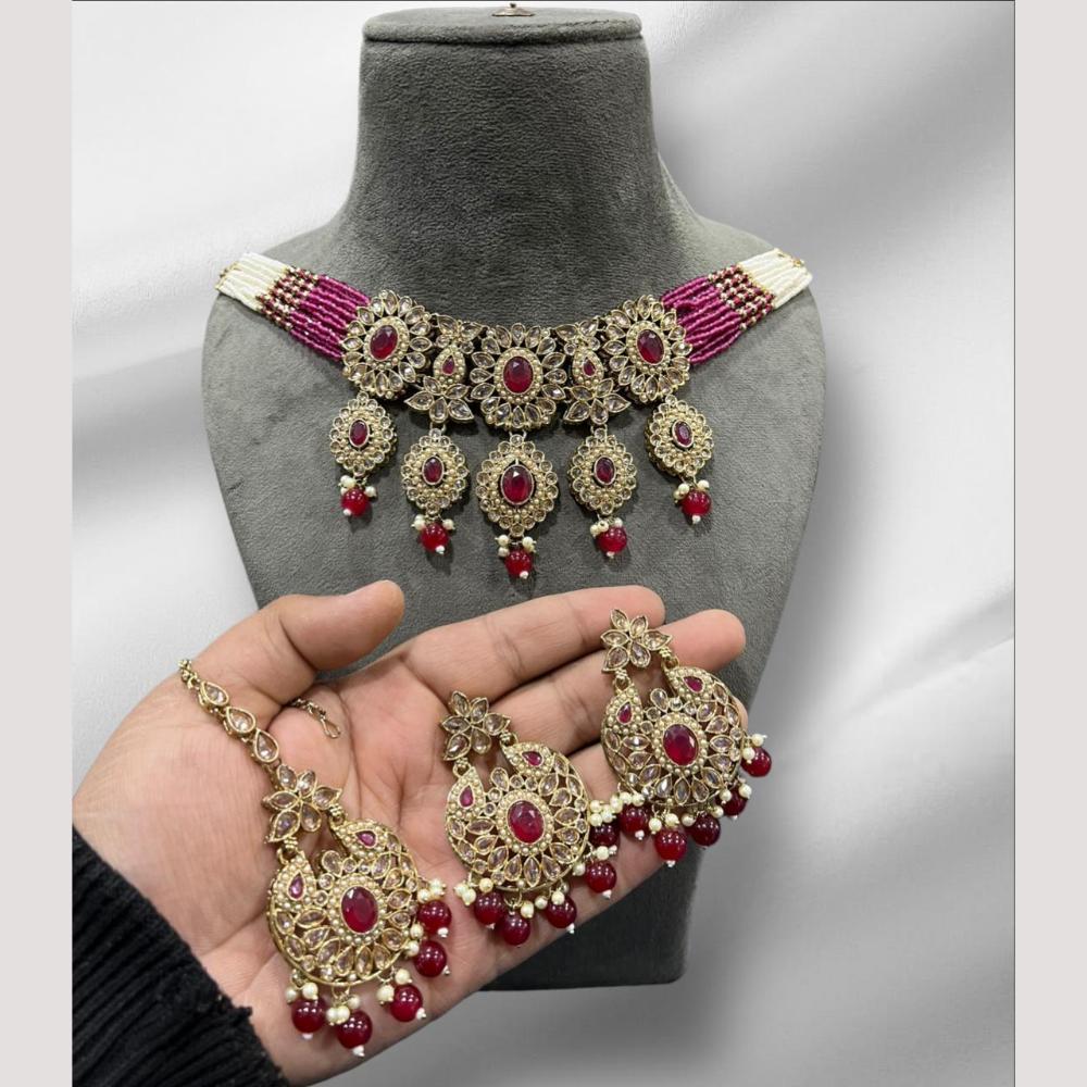 Hira Collections Elegant Crystal Stones And Pearls Necklace Set