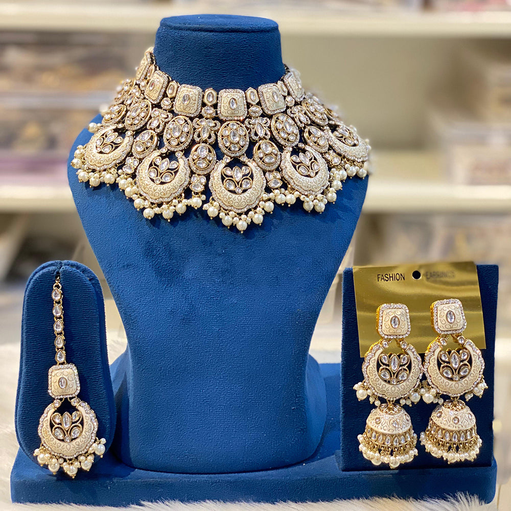 Hira Collections Timeless Glam Pota Kundan And Pearl Necklace Set