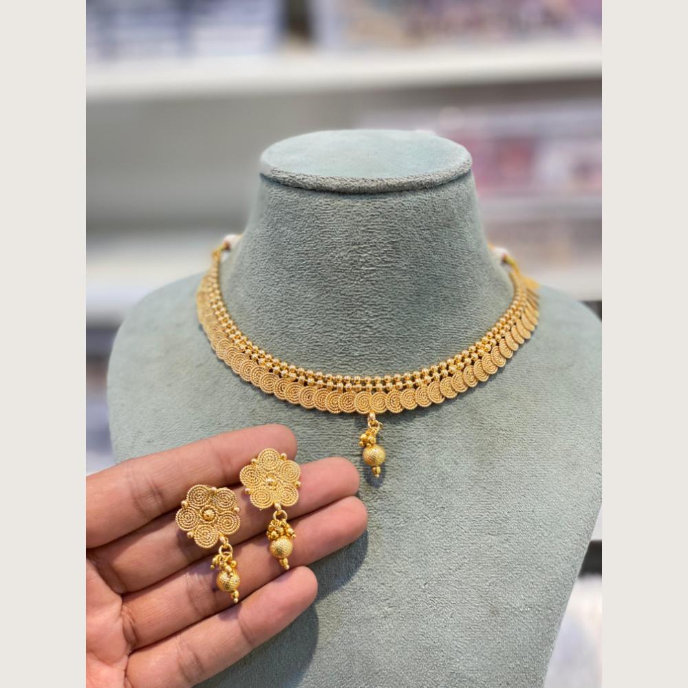 Hira Collections Elegant Crystal Stone And Pearl Choker Necklace Set