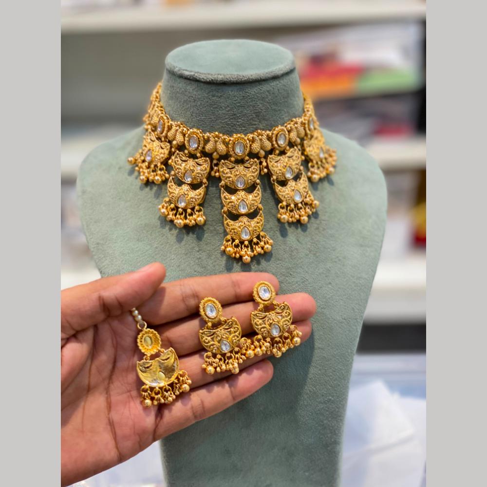 Hira Collections Designer Kundan Stone And Pearl Choker Necklace Set