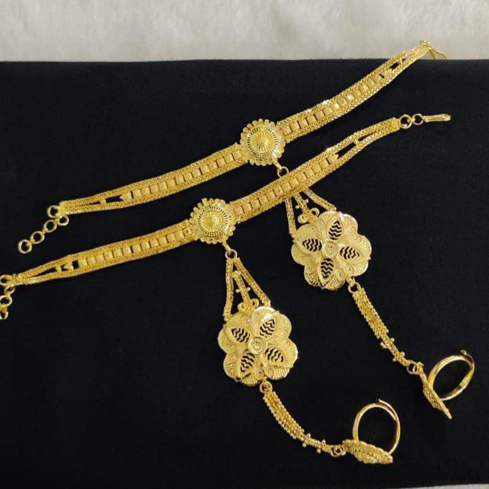 Pari Art Jewellery Forming Gold Hand Harness