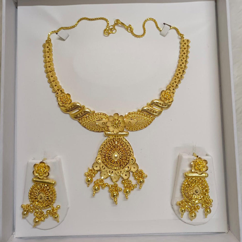 Pari Art Jewellery Forming Necklace Set