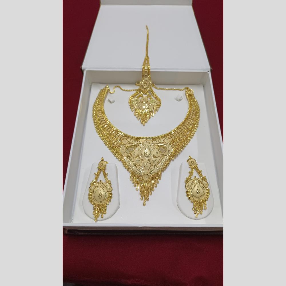 Pari Art Jewellery Forming Necklace Set