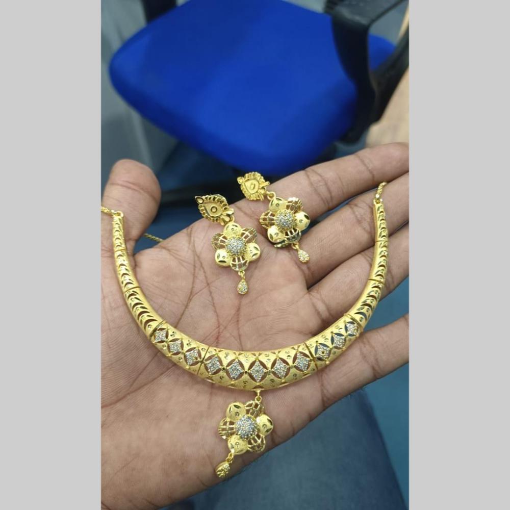 Pari Art Jewellery Forming Necklace Set