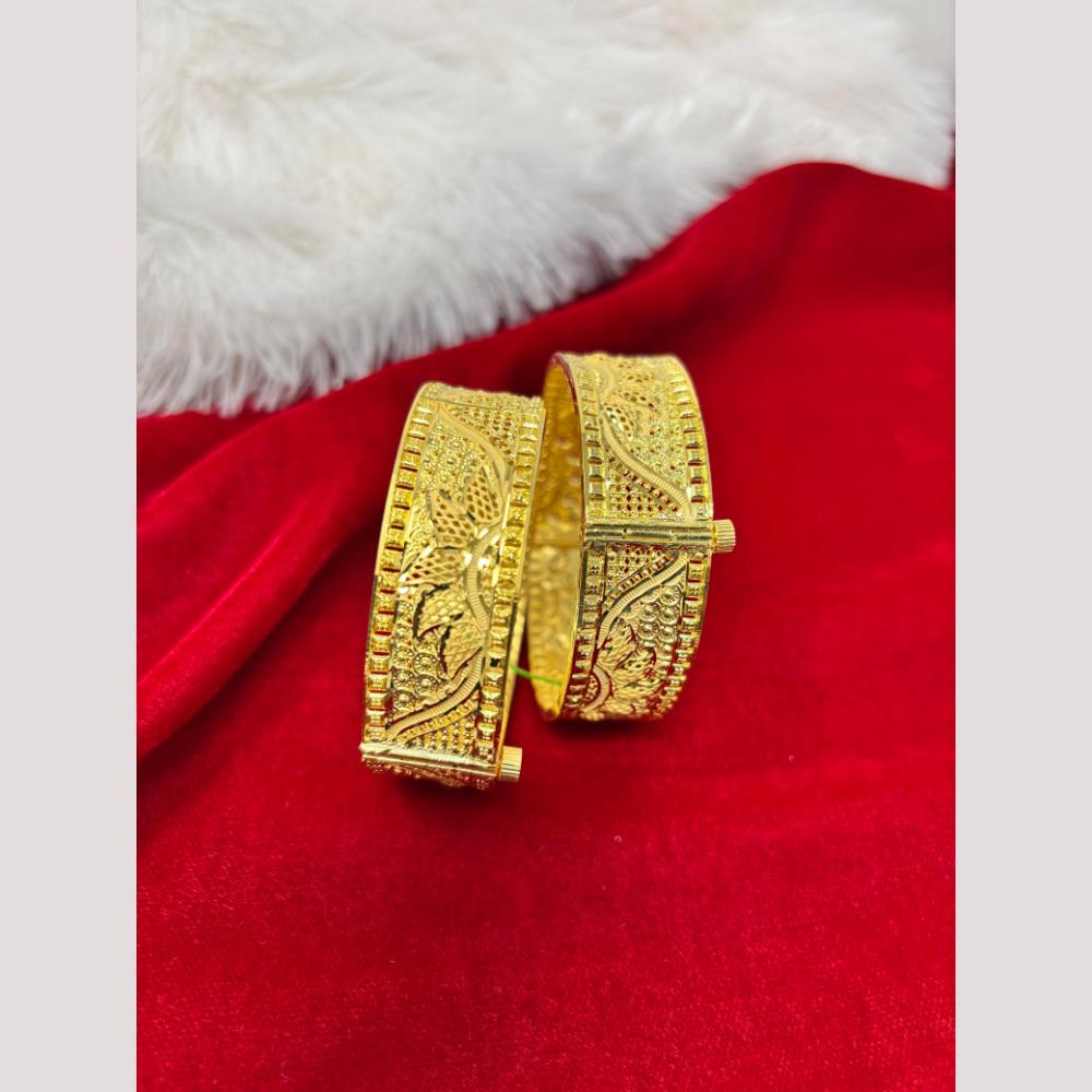 Pari Art Jewellery Designer Forming Openable Bangles Set