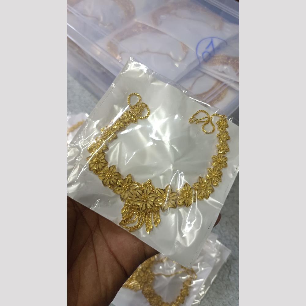 Pari Art Jewellery Royal Traditions Forming Gold Necklace Set