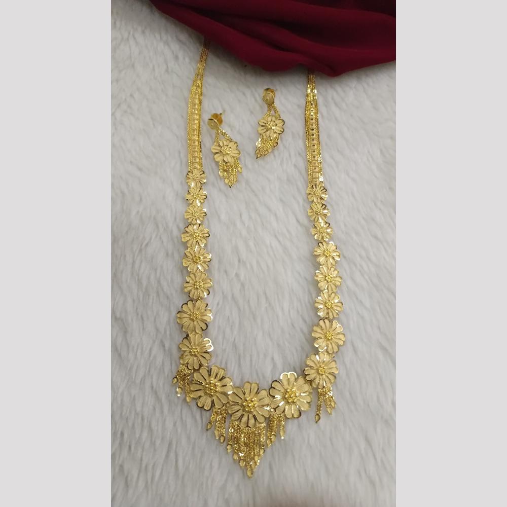 Pari Art Jewellery Glimmer Path Trendy Forming Gold Long Necklace Set