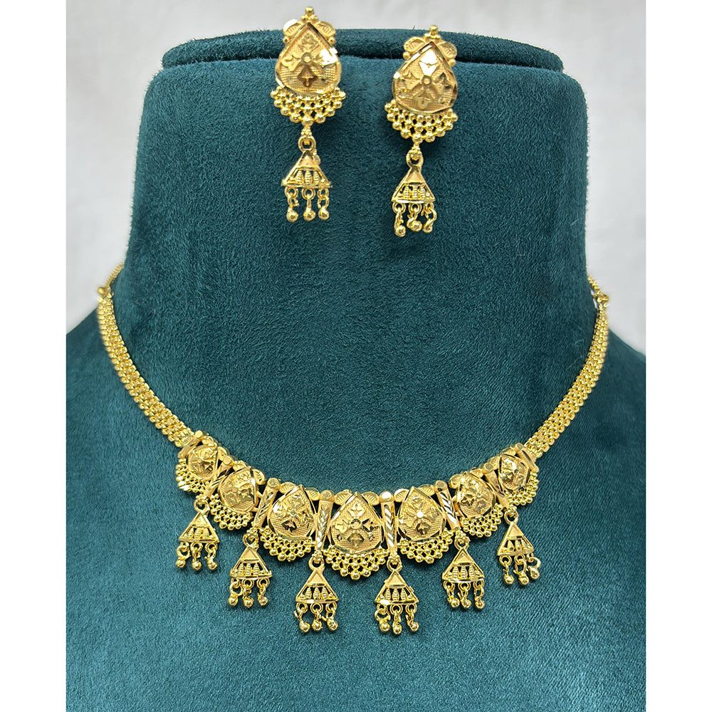 Pari Art Jewellery Forming Luxurious Jewellery Necklace Set