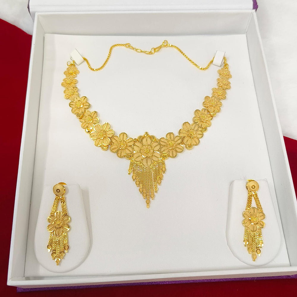 Pari Art Jewellery Royal Forming Necklace Set
