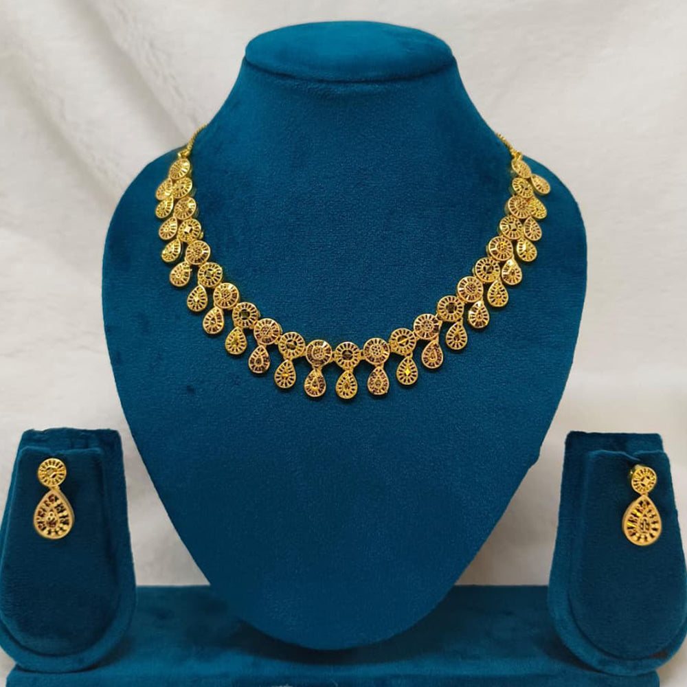 Pari Art Jewellery Royal Forming Necklace Set