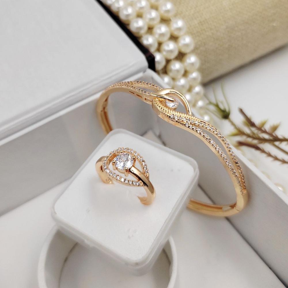 Kavita Art Gold Plated Austrian Stone Bracelet With Ring