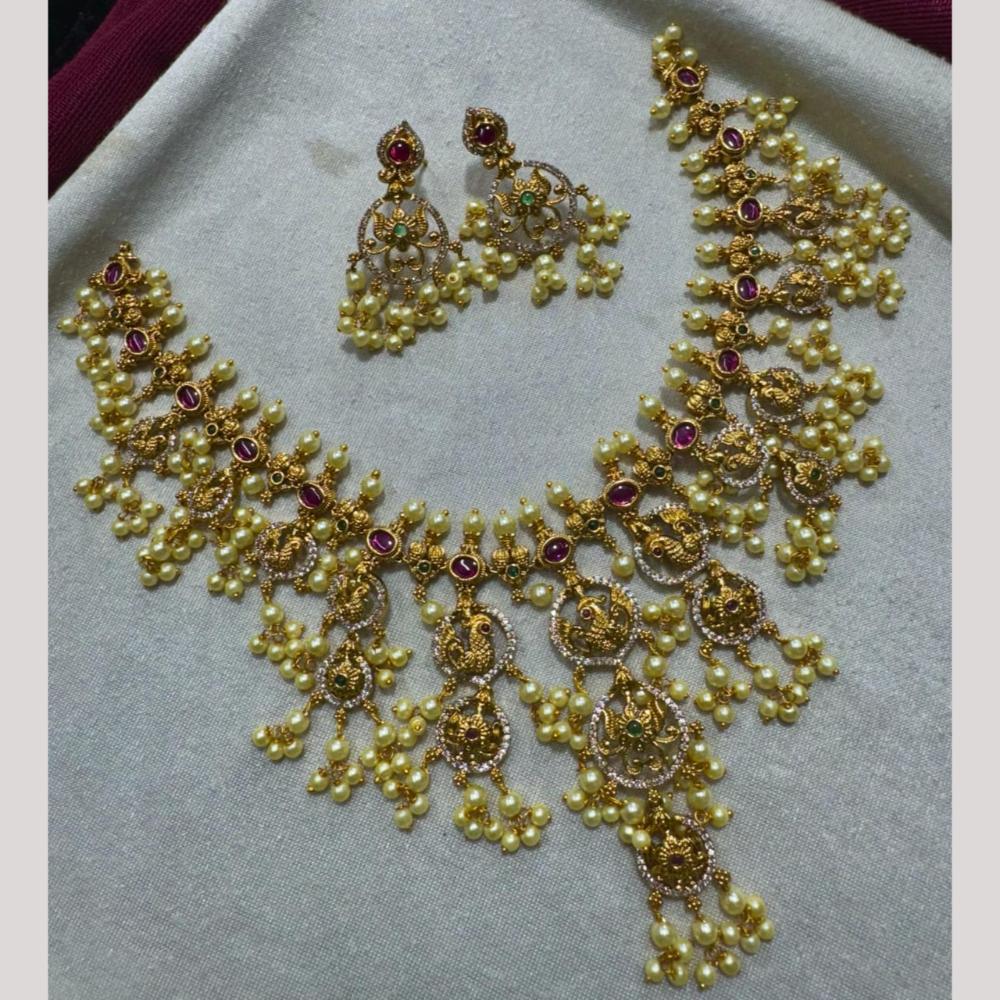 Kavita Art Gold Plated Pota Stone And Pearl Necklace Set