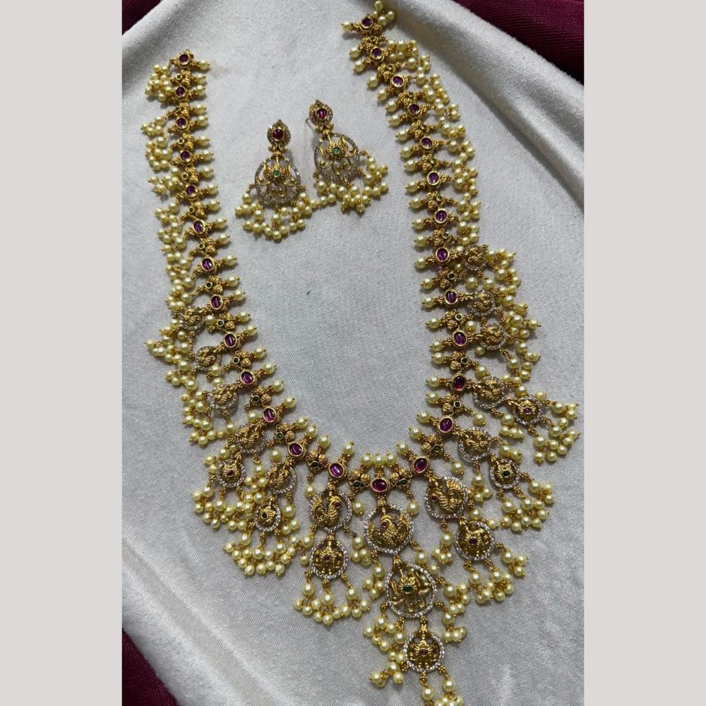 Kavita Art Gold Plated Pota Stone And Pearl Necklace Set
