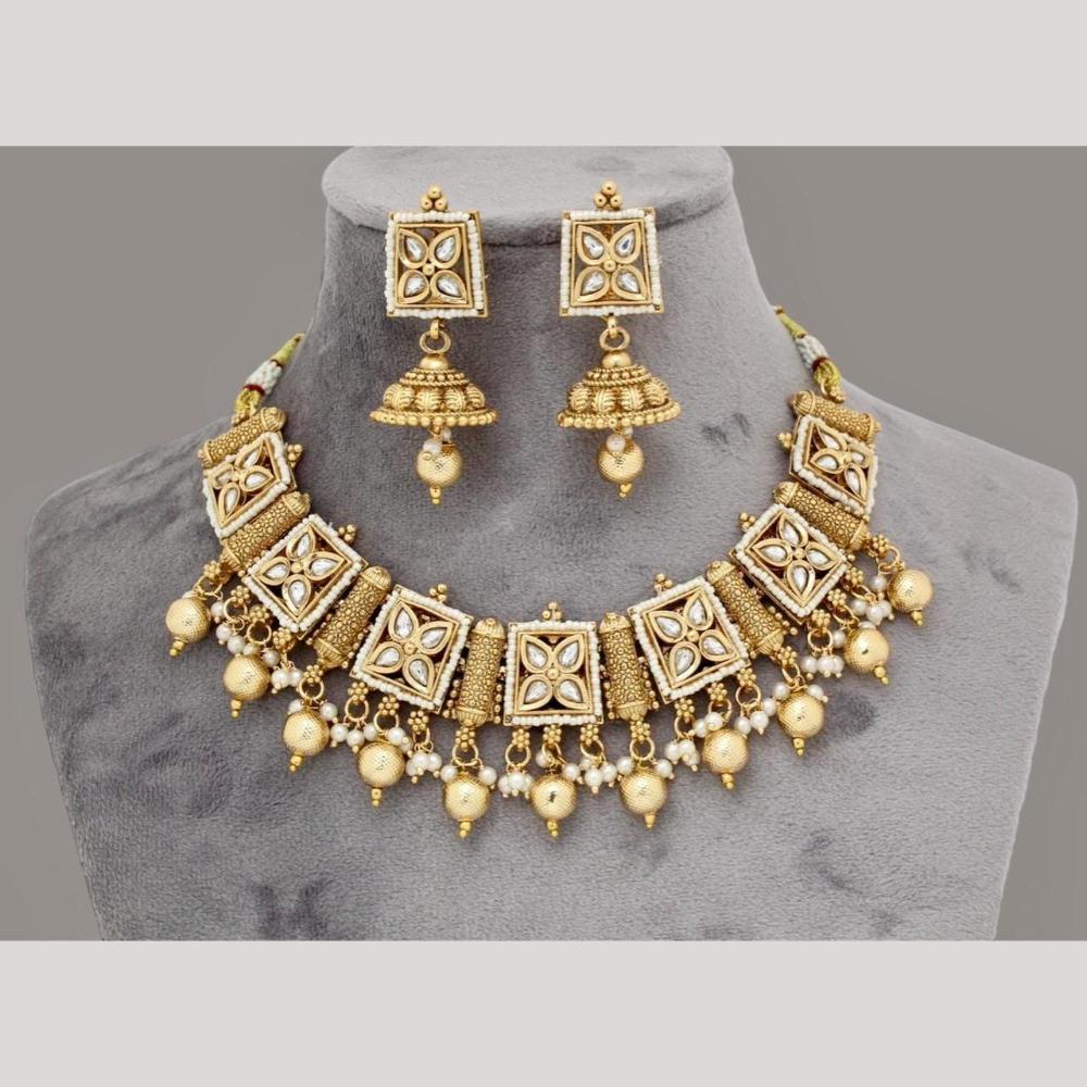 Kavita Art Gold Plated Kundan Stone And Pearl Necklace Set