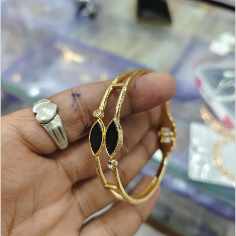 Kavita Art Elegant Openable Bracelet Stylish Daily & Party Wear Fashion Jewelry