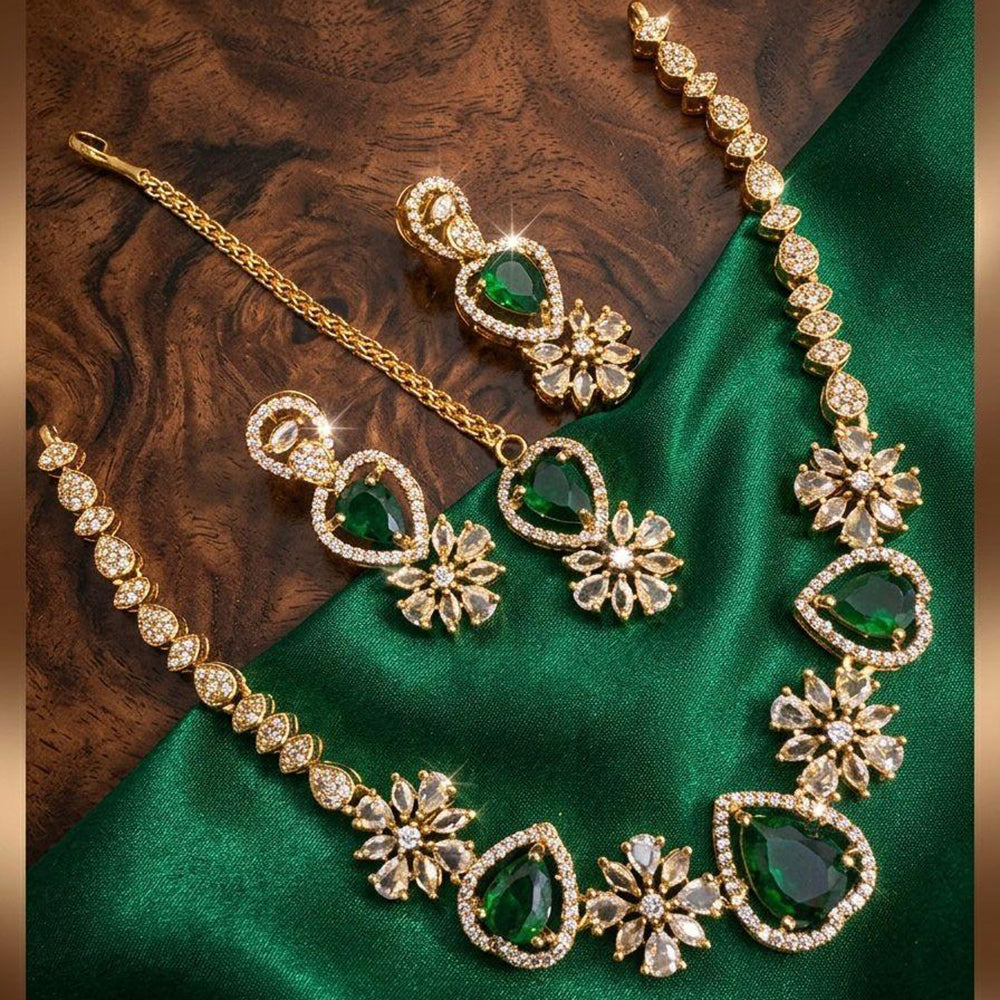Kavita Art Graceful American Diamond Necklace Set for Women