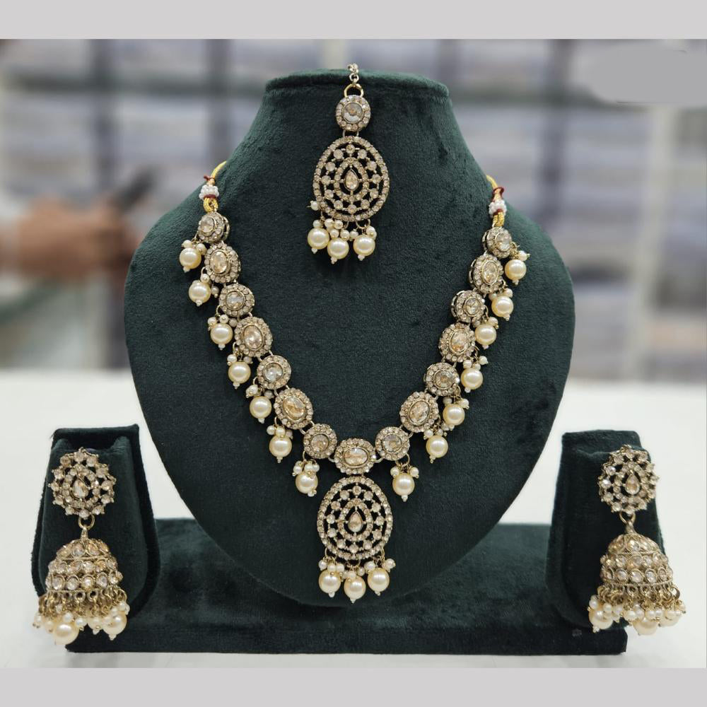 SNERA Gold Plated Crystal Stone And Pearls Necklace Set