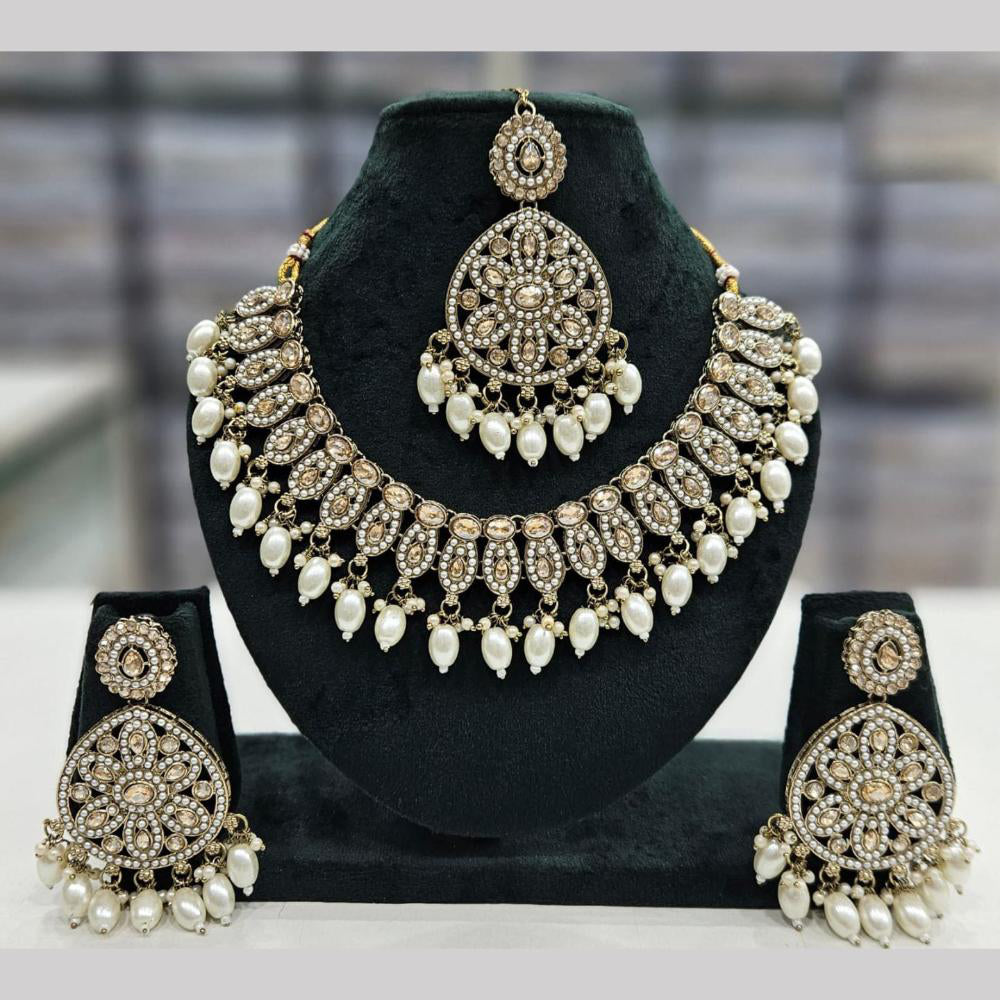 SNERA Gold Plated Crystal Stone And Pearls Necklace Set