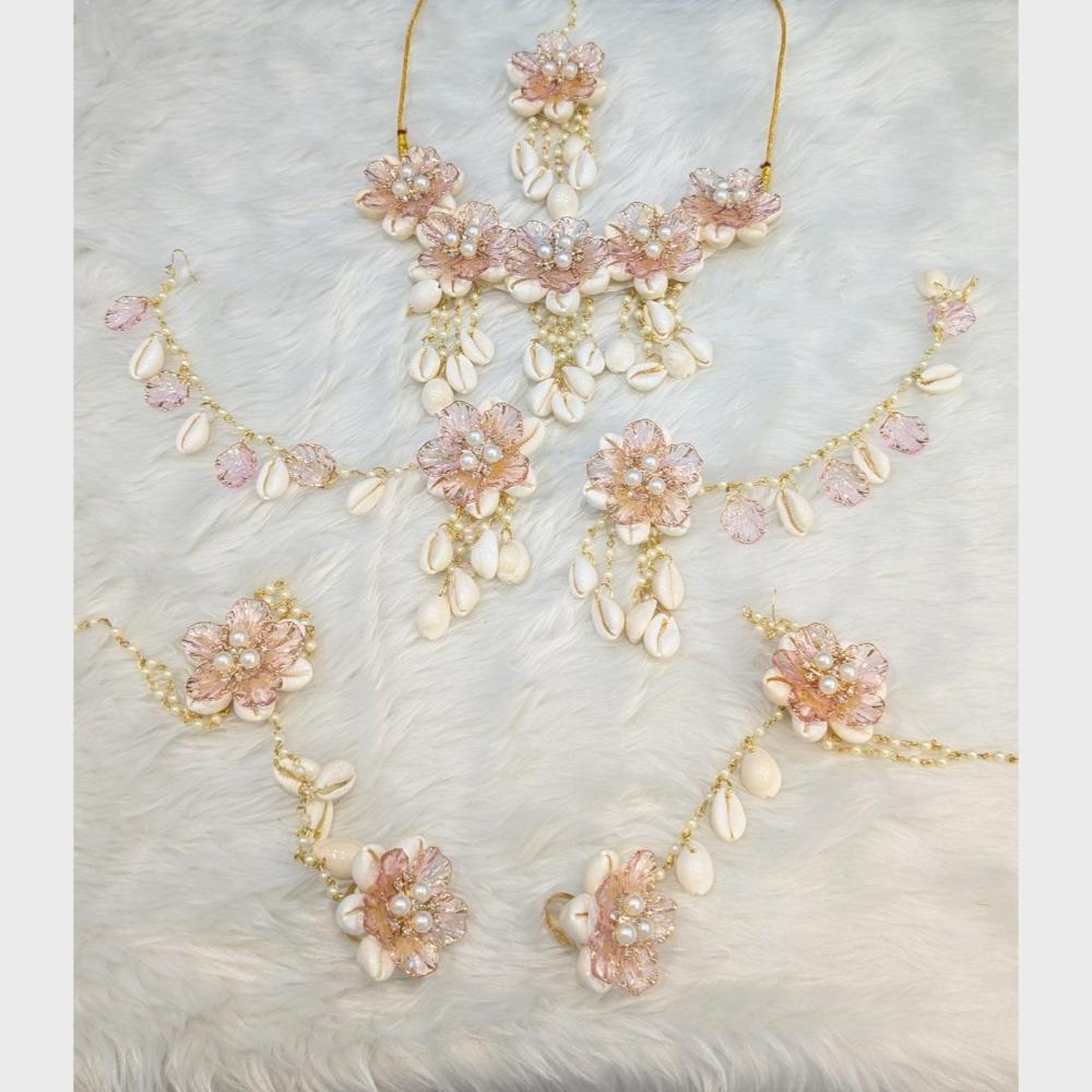 SNERA Elegant Floral Jewellery With Shell Combo Set