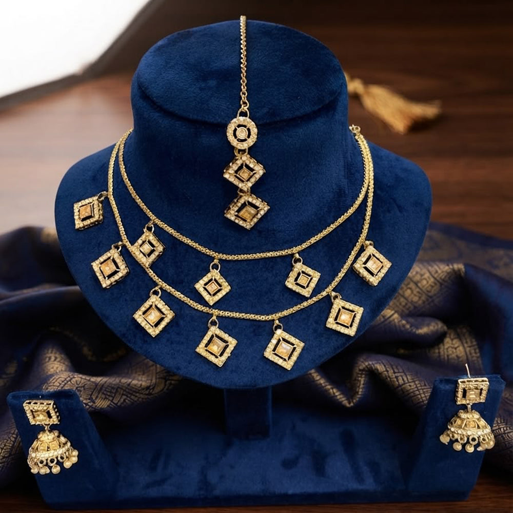 SNERA Elegant Crystal Stone And Pearl Necklace Set Women