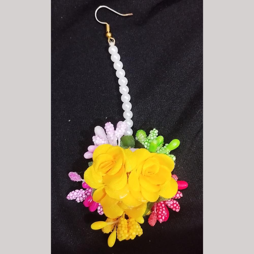 Kavya's Kreation Pearl Floral Mangtikka