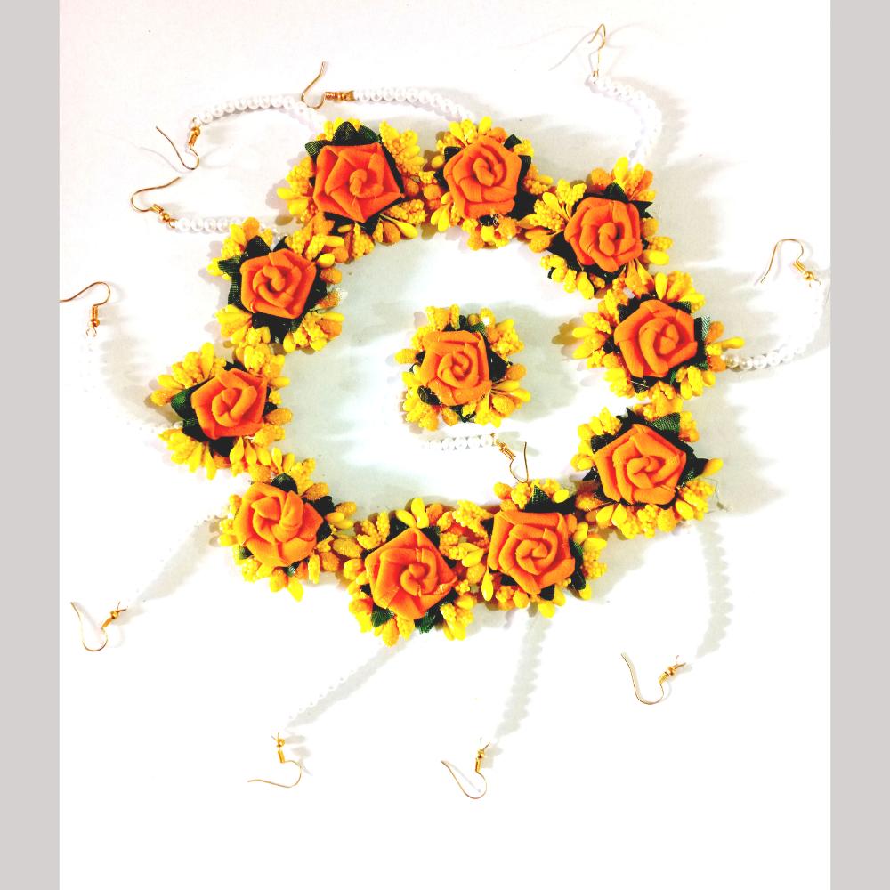 Kavya's Kreation Pearl Floral Mangtikka