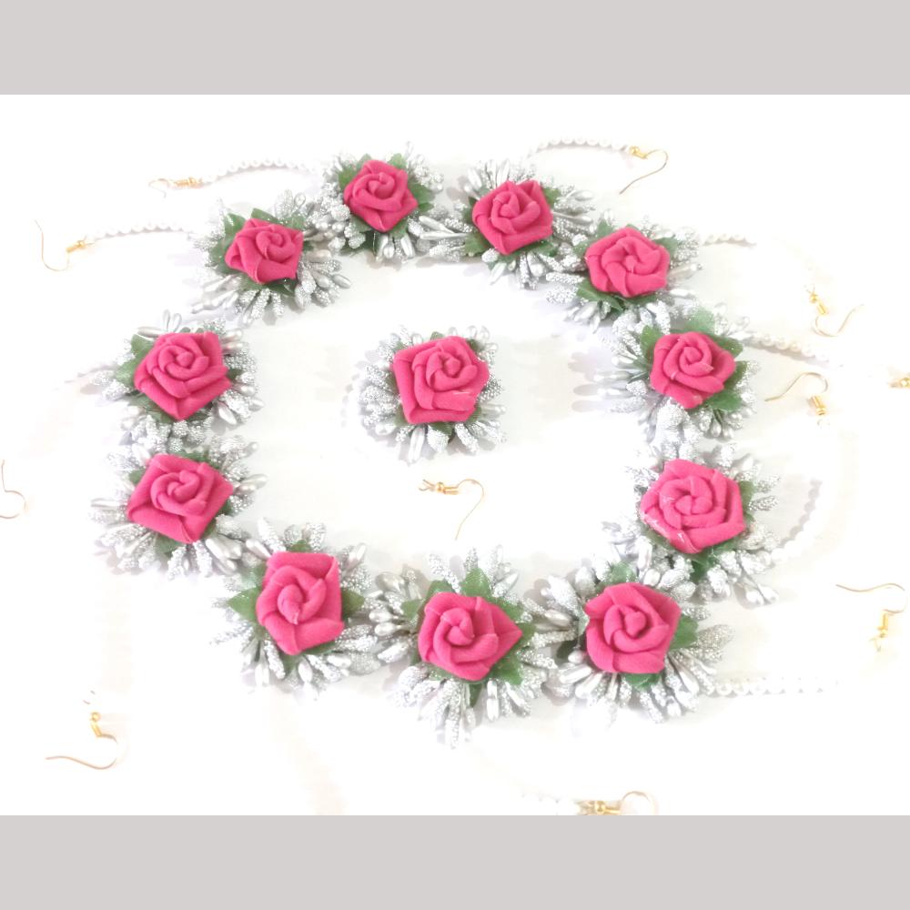 Kavya's Kreation Pearl Floral Mangtikka