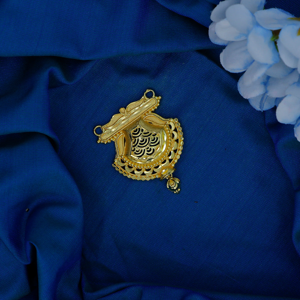 Mahavir Stylish DYE Gold Plated Pendant for Women
