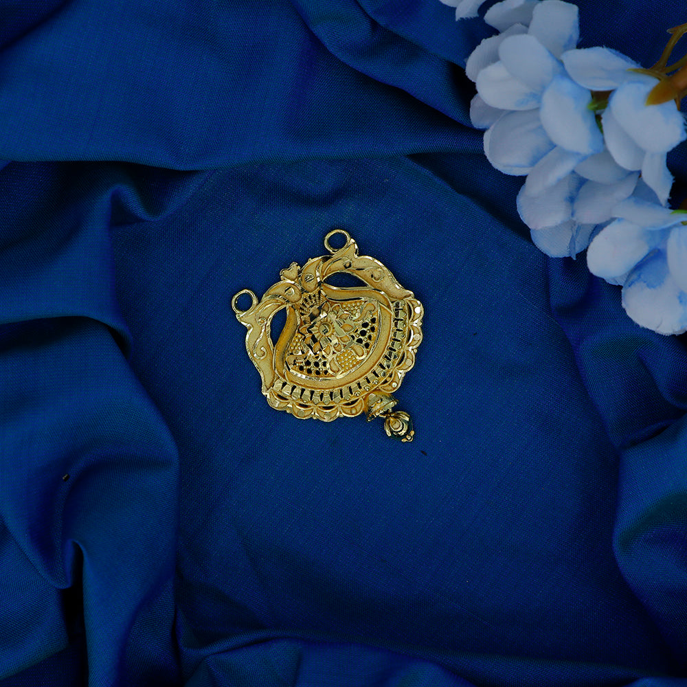 Mahavir Stylish DYE Gold Plated Pendant for Women