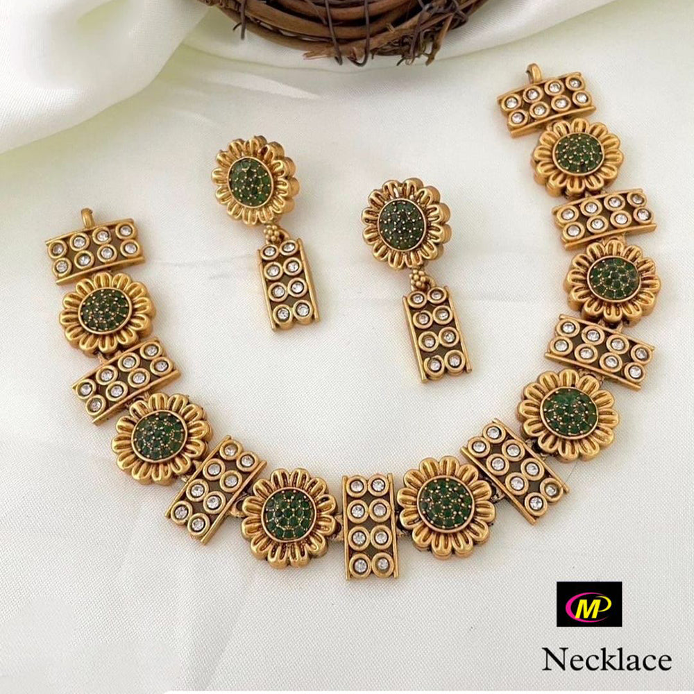 FS Collection Gold Plated Pota Stone Necklace Set