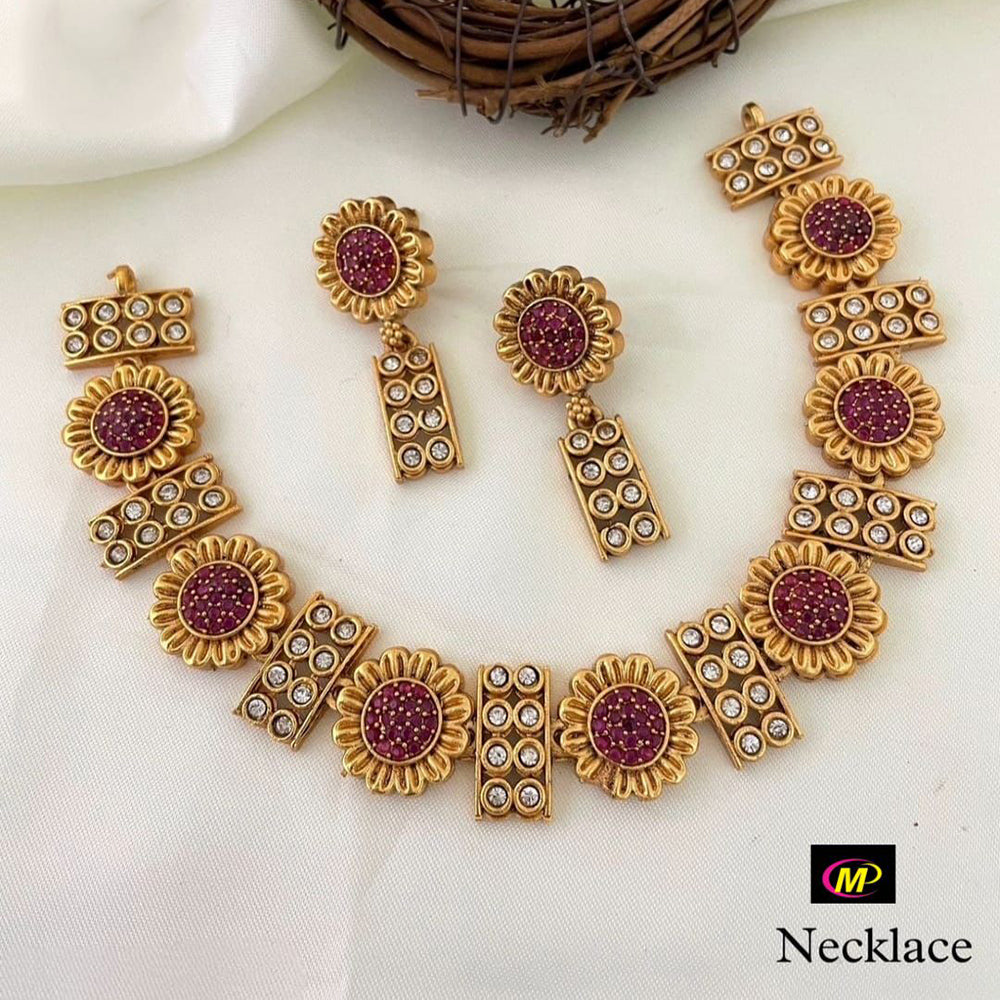 FS Collection Gold Plated Pota Stone Necklace Set