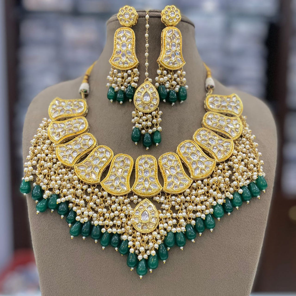 FS Collection Gold Plated Kundan Pearl And Beads Necklace Set
