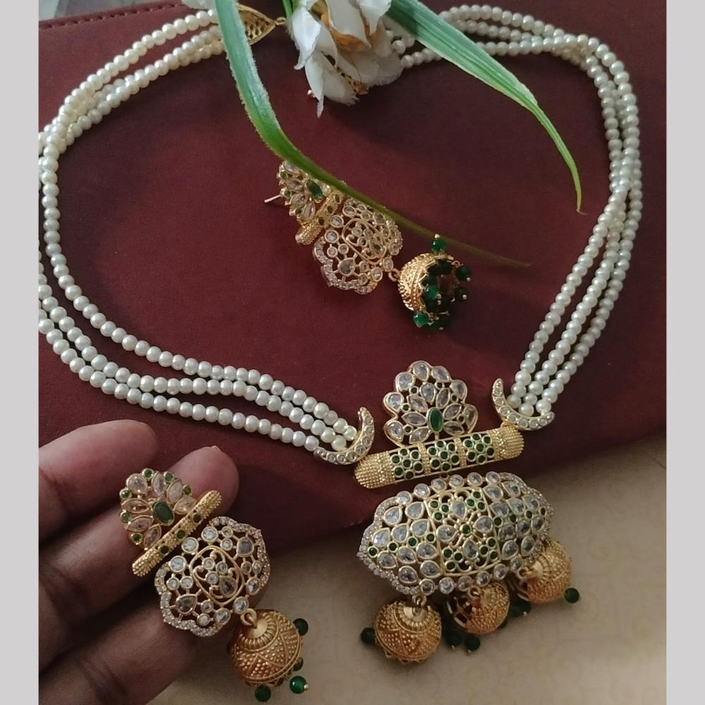FS Collection Gold Plated Austrian Stone And Pearl Necklace Set