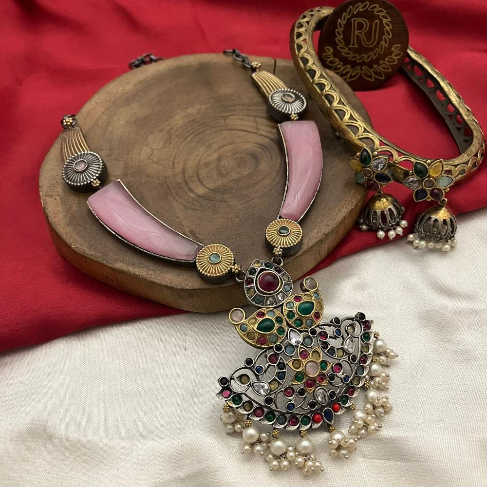 FS Collection 2 Tone Plated Pota Stone And Pearls Necklace Set