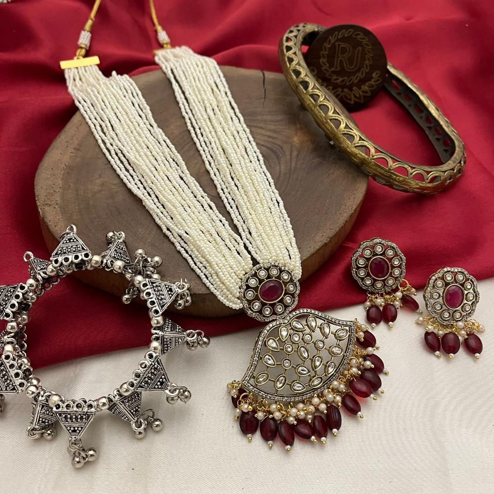 FS Collection Silver Plated Pearl And Austrian Stone Necklace Set