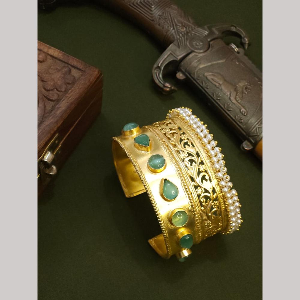 FS Collection Gold Plated Pota Stone And Pearls Bracelet