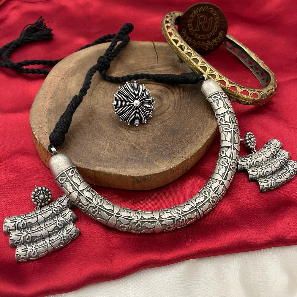 FS Collection Oxidised Plated Necklace Set