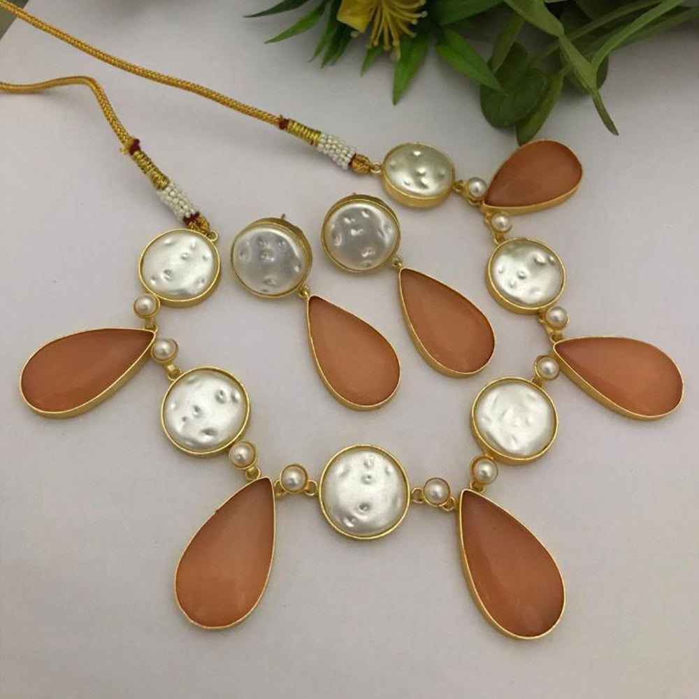 FS Collection Regal Gold Plated with Elegant Mother of Pearl Touch Necklace Set