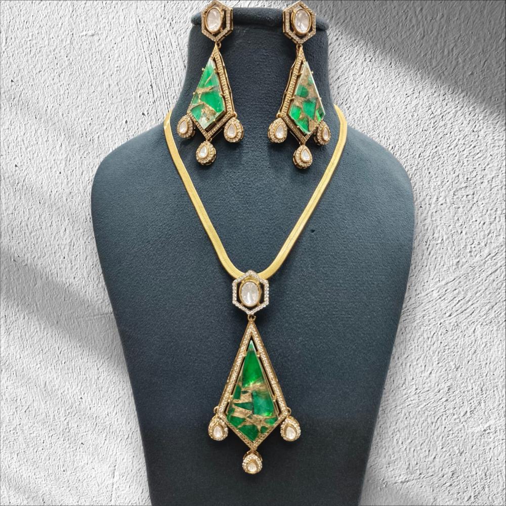 FS Collection Ethnic Gold Plated Druzy Crystal Stone Chain Pendant Set