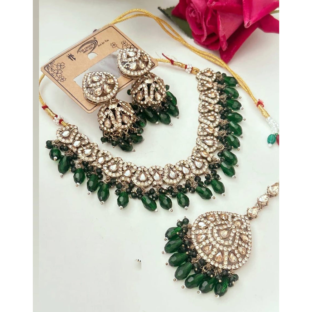 FS Collection Trendy Crystal And Pearl Statement Necklace Set